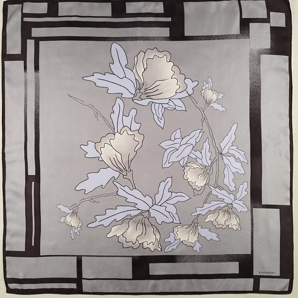 GIVENCHY Vintage Silk Scarf - Picture 1 of 2